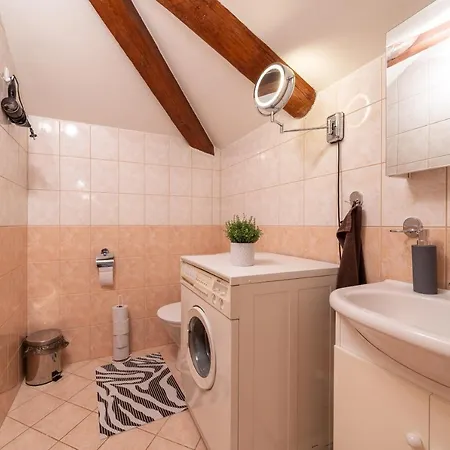 Old Town - Vana Viru *